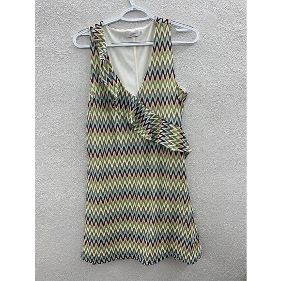 Juniors Candies Dress Size Medium Multicolor Chevron Ruffle Sleeveless - Picture 1 of 13